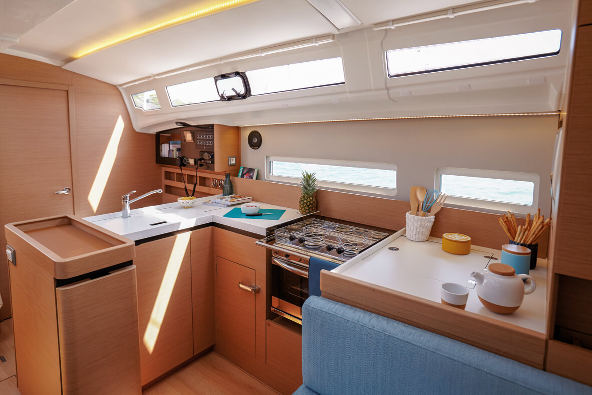 Athenian Yachts-