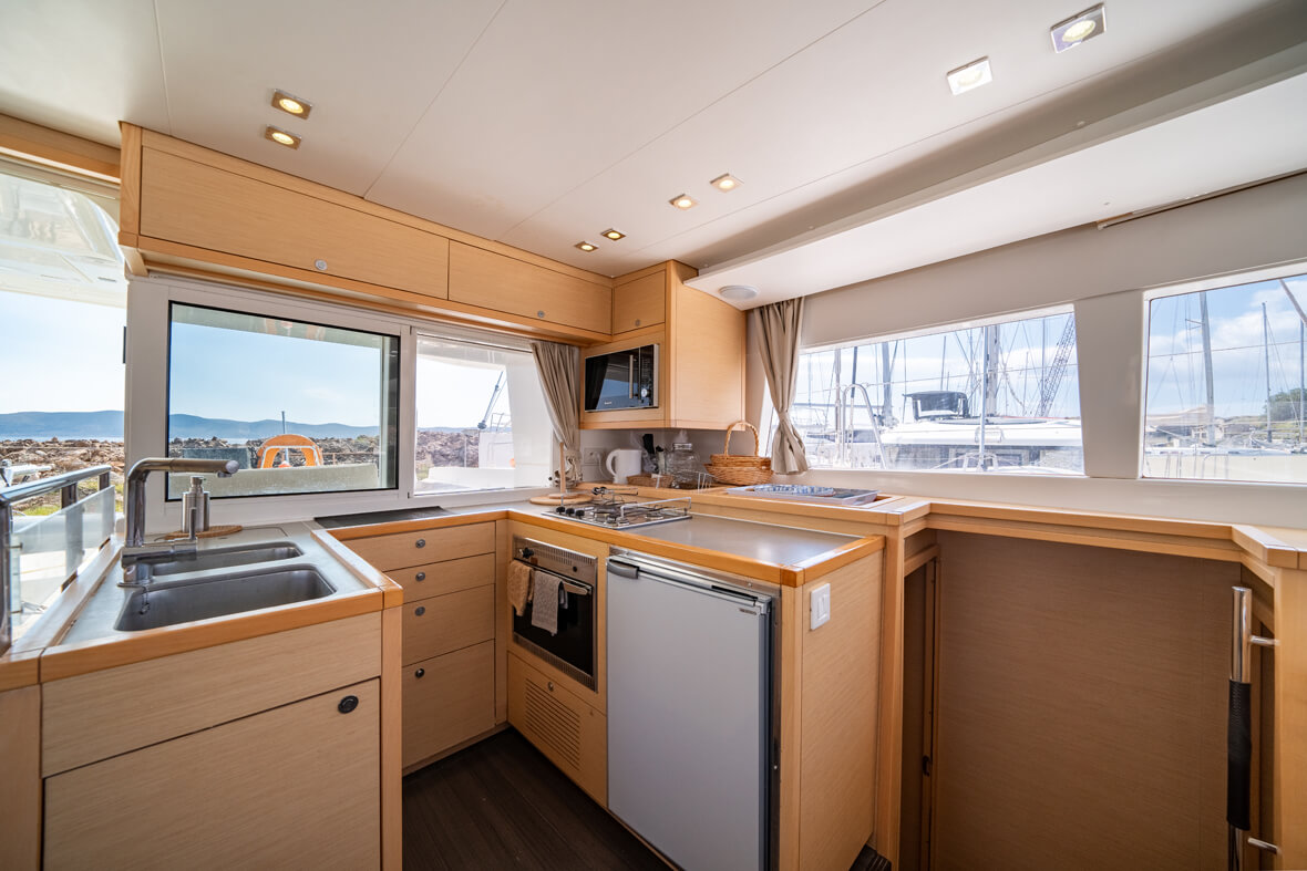Athenian Yachts-