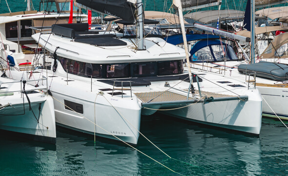 Athenian Yachts- S/Cat Emerald, Lagoon 43, 2026