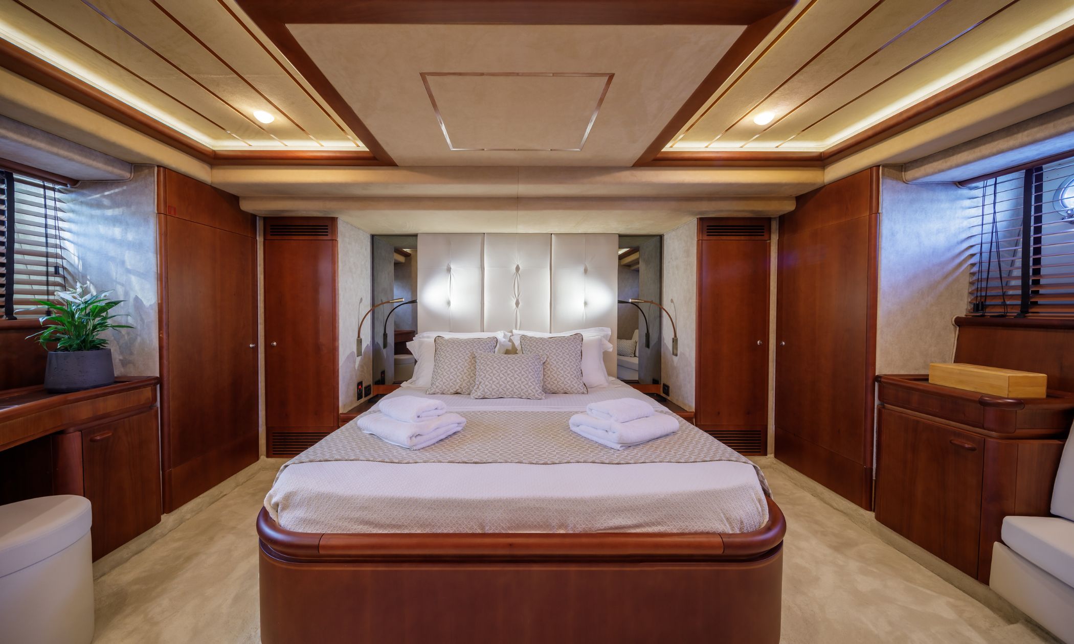 Athenian Yachts--M/Y MY WAY, FERETTI