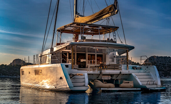 Athenian Yachts- S/Cat Flo, Lagoon 52 F, 2018