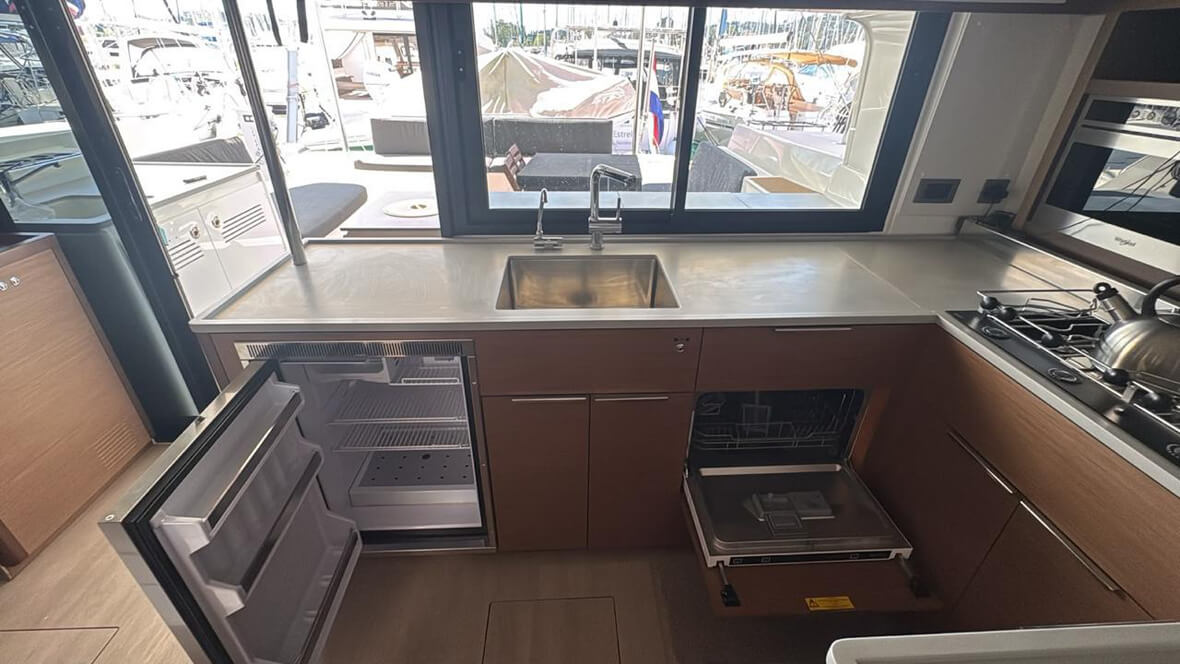 Athenian Yachts-