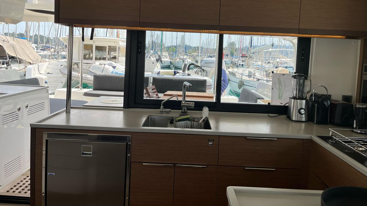 Athenian Yachts-