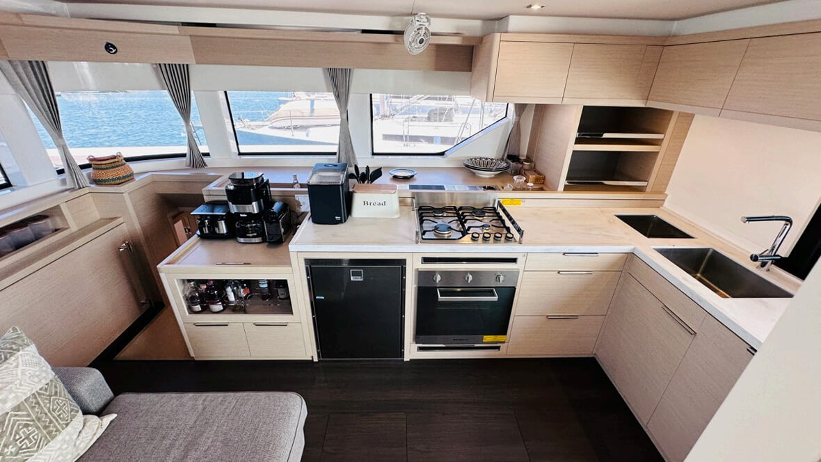 Athenian Yachts-