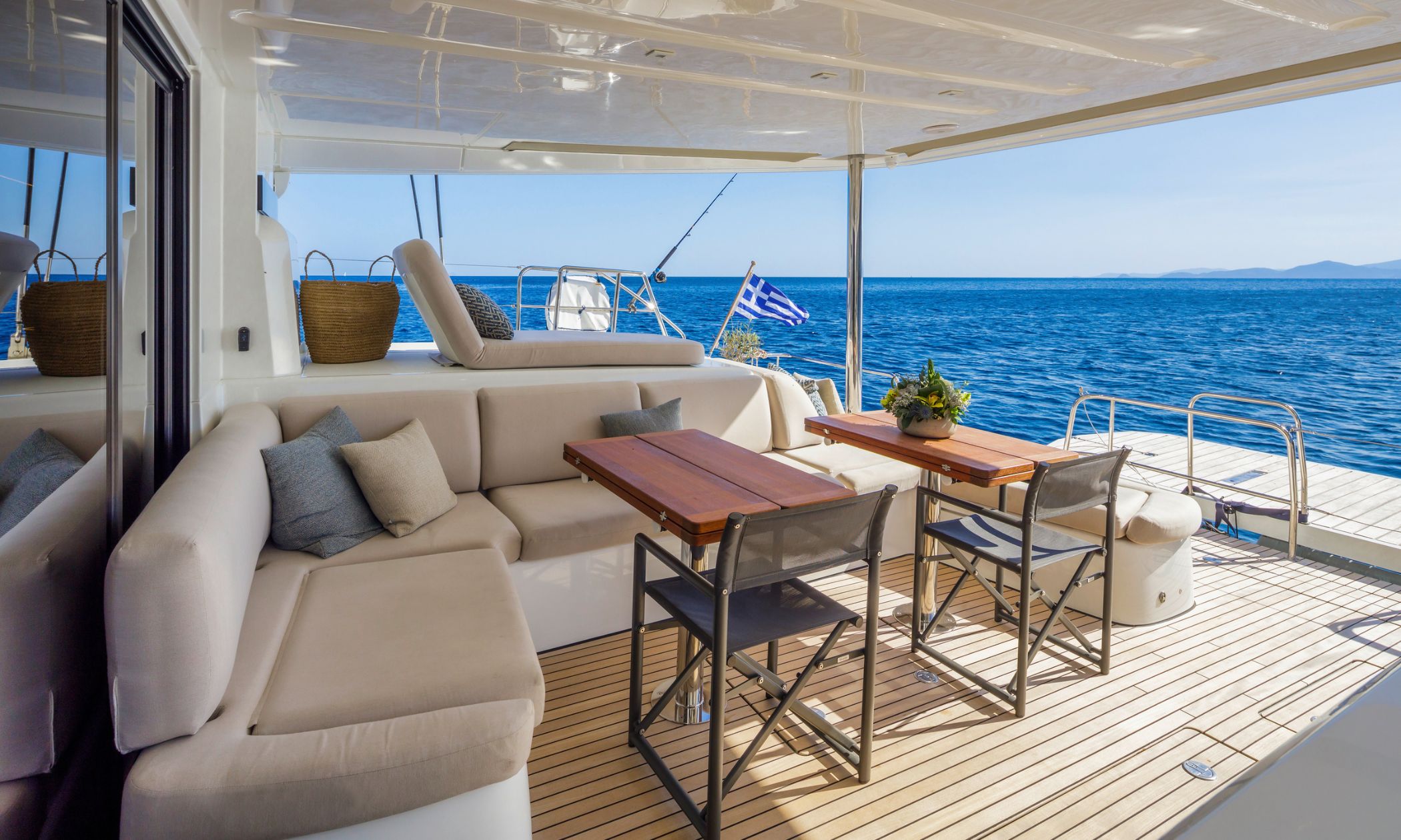 Athenian Yachts--S/Cat VALIUM 55, LAGOON 55