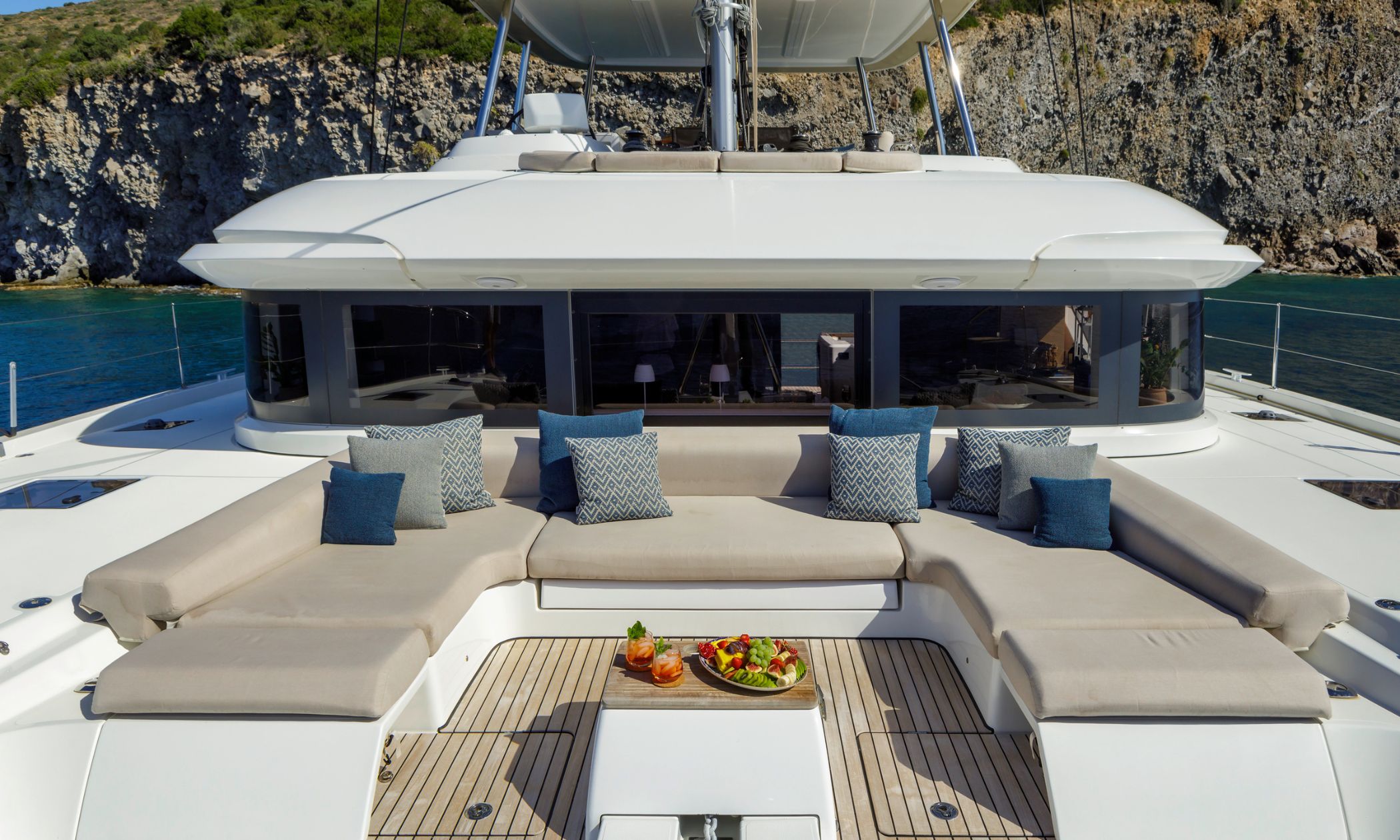 Athenian Yachts--S/Cat VALIUM 55, LAGOON 55