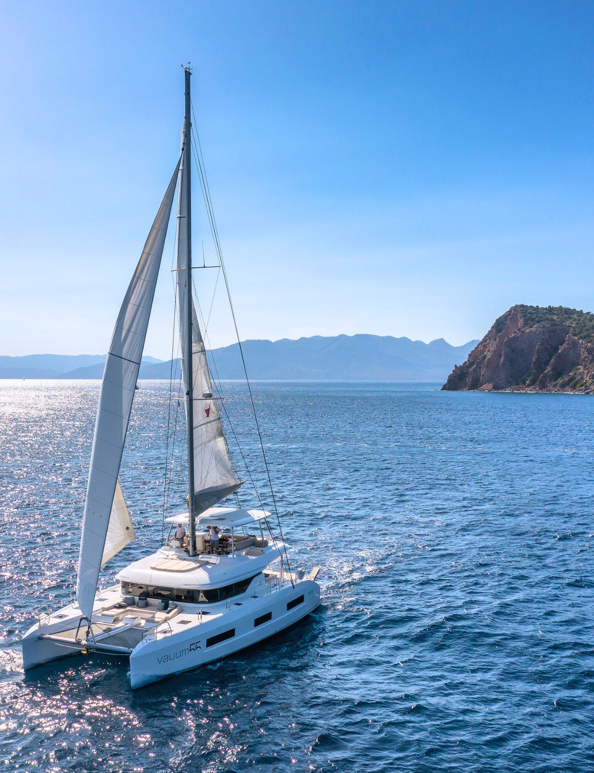 Athenian Yachts- S/Cat VALIUM 55, LAGOON 55