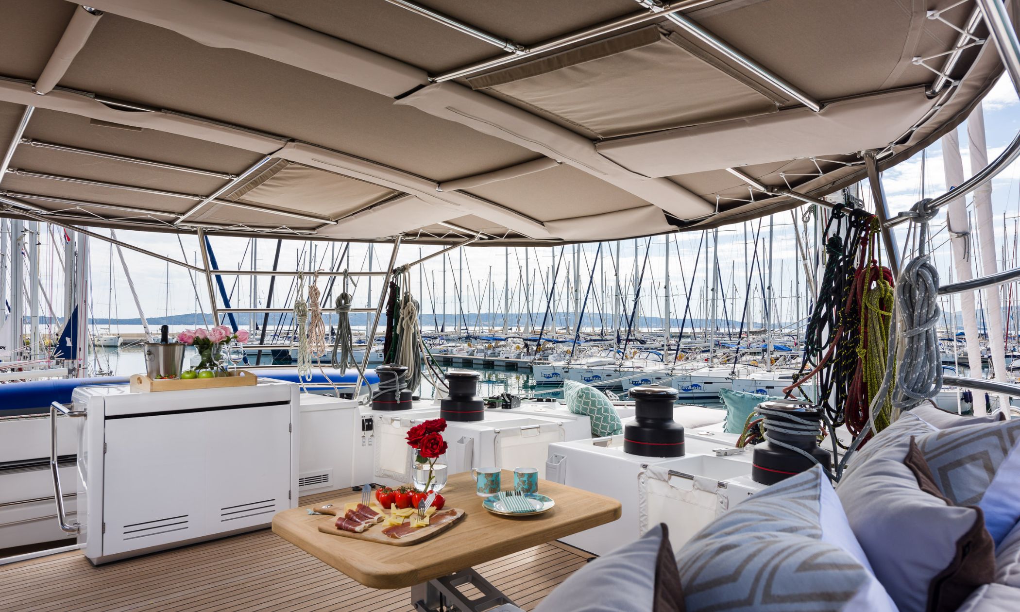 Athenian Yachts--S/Cat OPAL, LAGOON 620