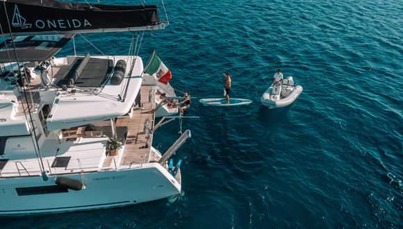 Athenian Yachts-S/Cat Oneida, Lagoon 52: 20% OFF!