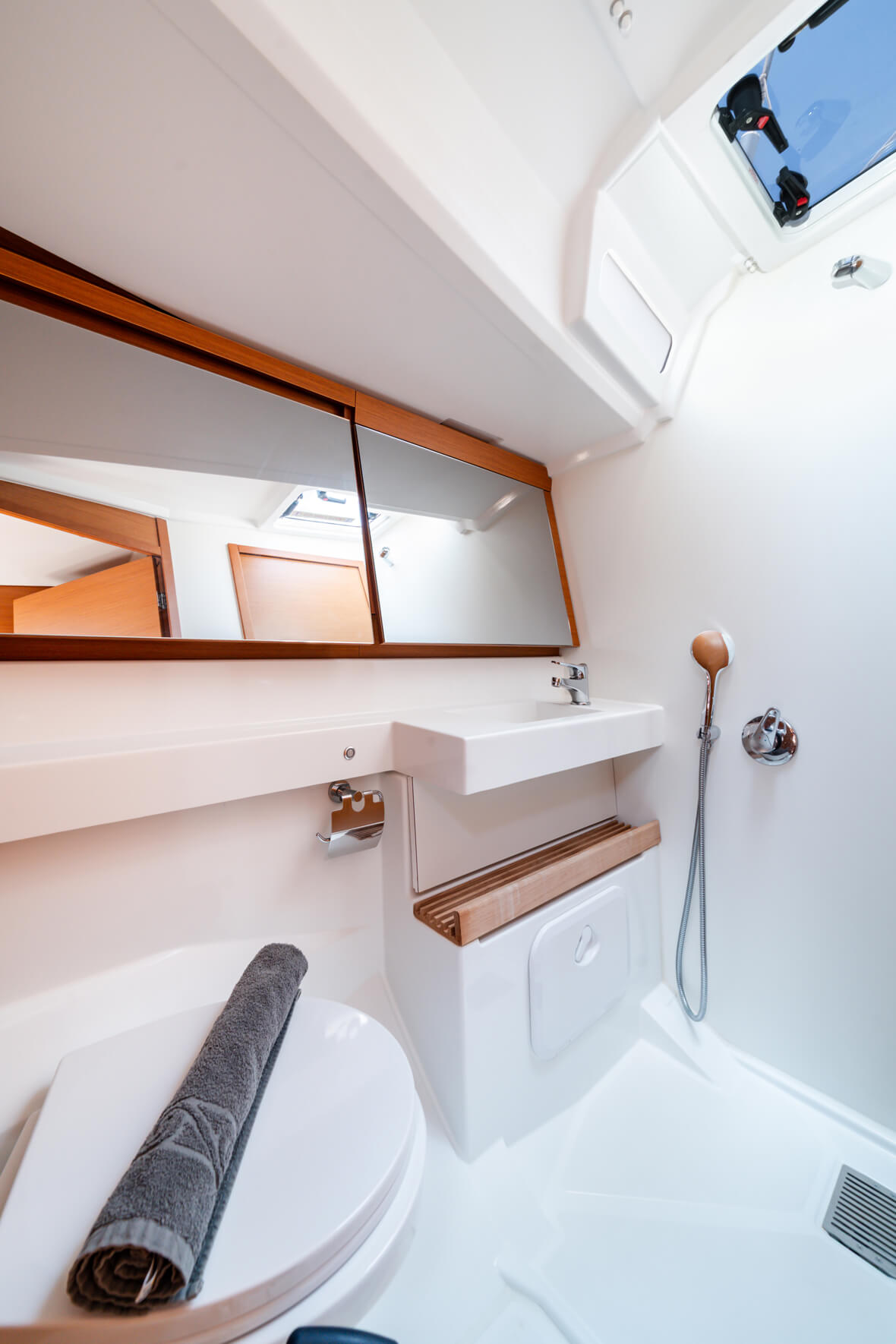 Athenian Yachts-