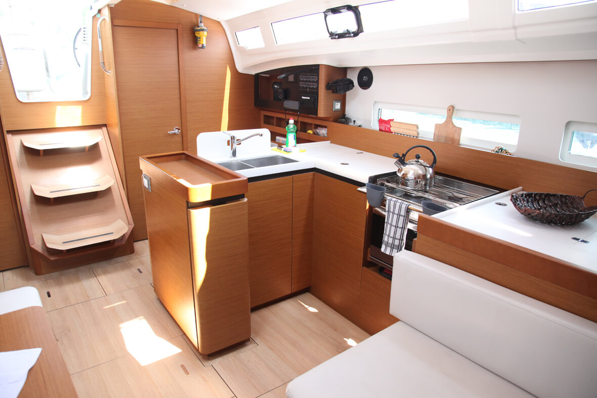 Athenian Yachts-