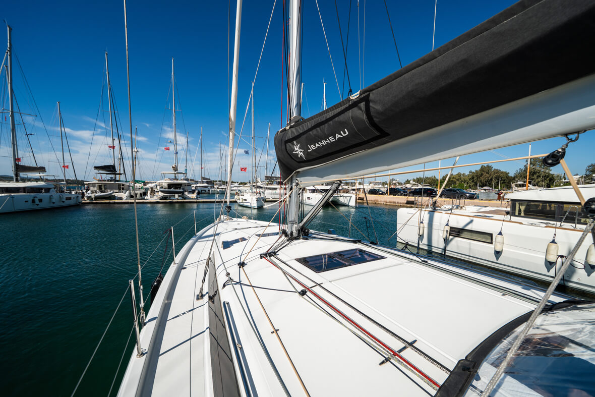 Athenian Yachts-