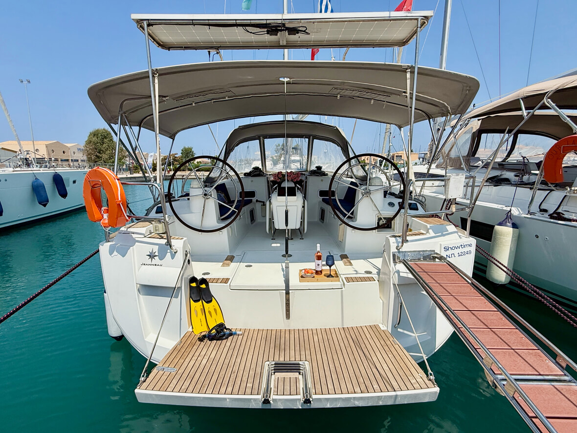 Athenian Yachts-