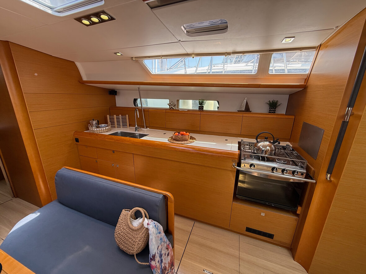 Athenian Yachts-