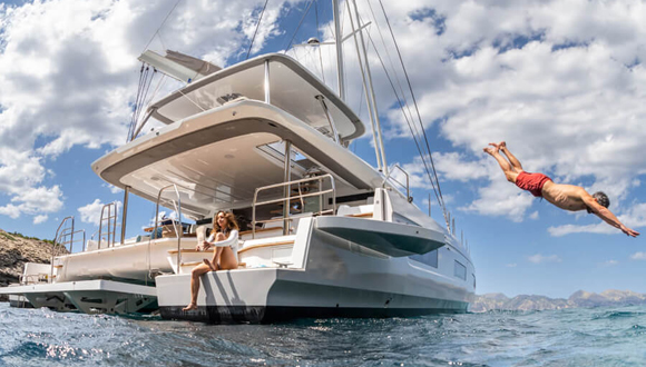 Athenian Yachts-S/Cat Wish, Lagoon 60: 10% OFF!