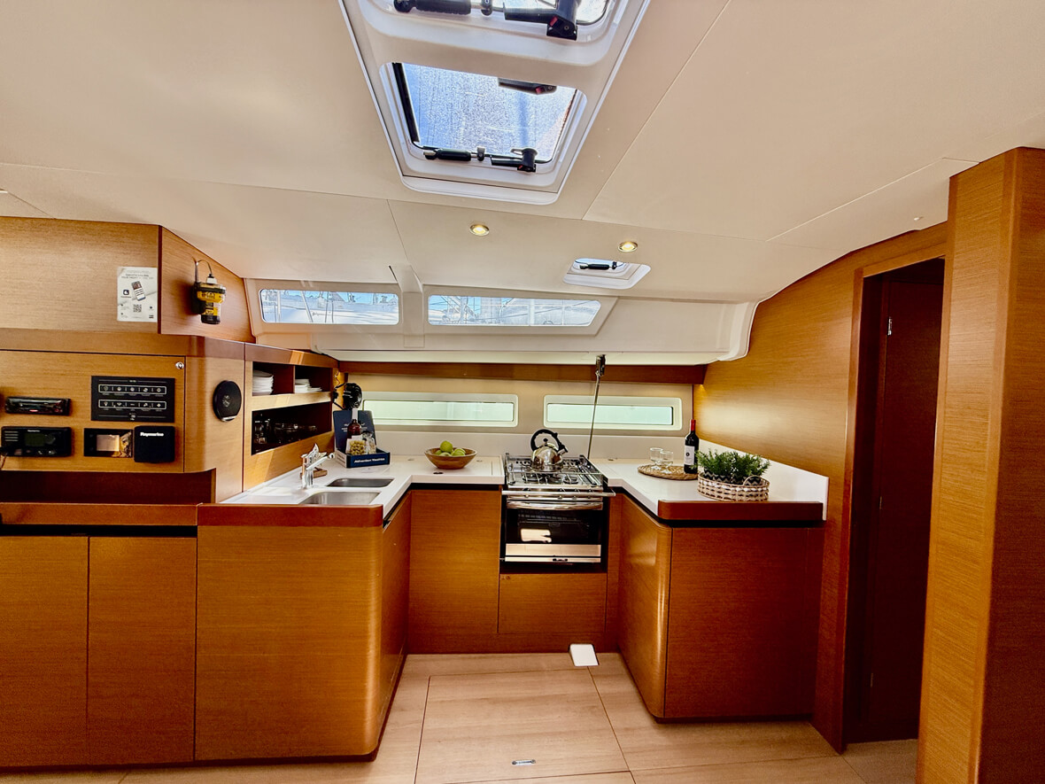 Athenian Yachts-