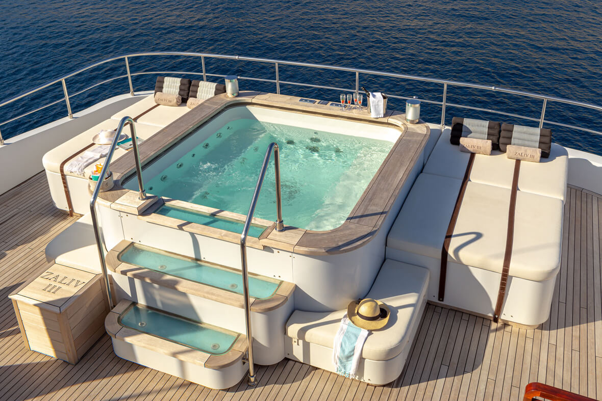 Athenian Yachts-